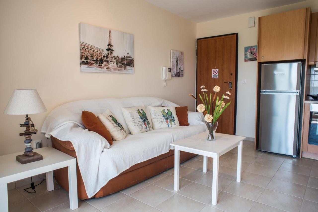 Lovely Apartment Next To The Sea Lygia Korinthias Ligia  Buitenkant foto